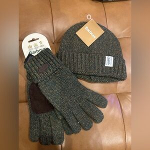 Barbour Tweed Knit Gloves and Beanie Set